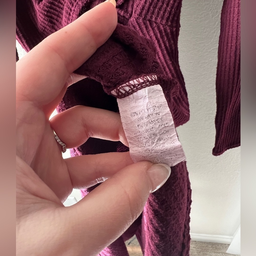 Long sleeve deep red dress - size L - Picture 5 of 5